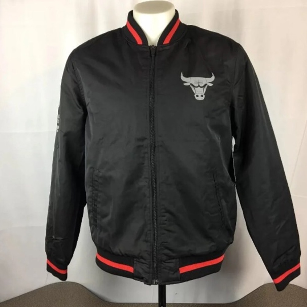 L Chicago Jacket 3M NWT MSRP $150 OFFERS ACCEPTED